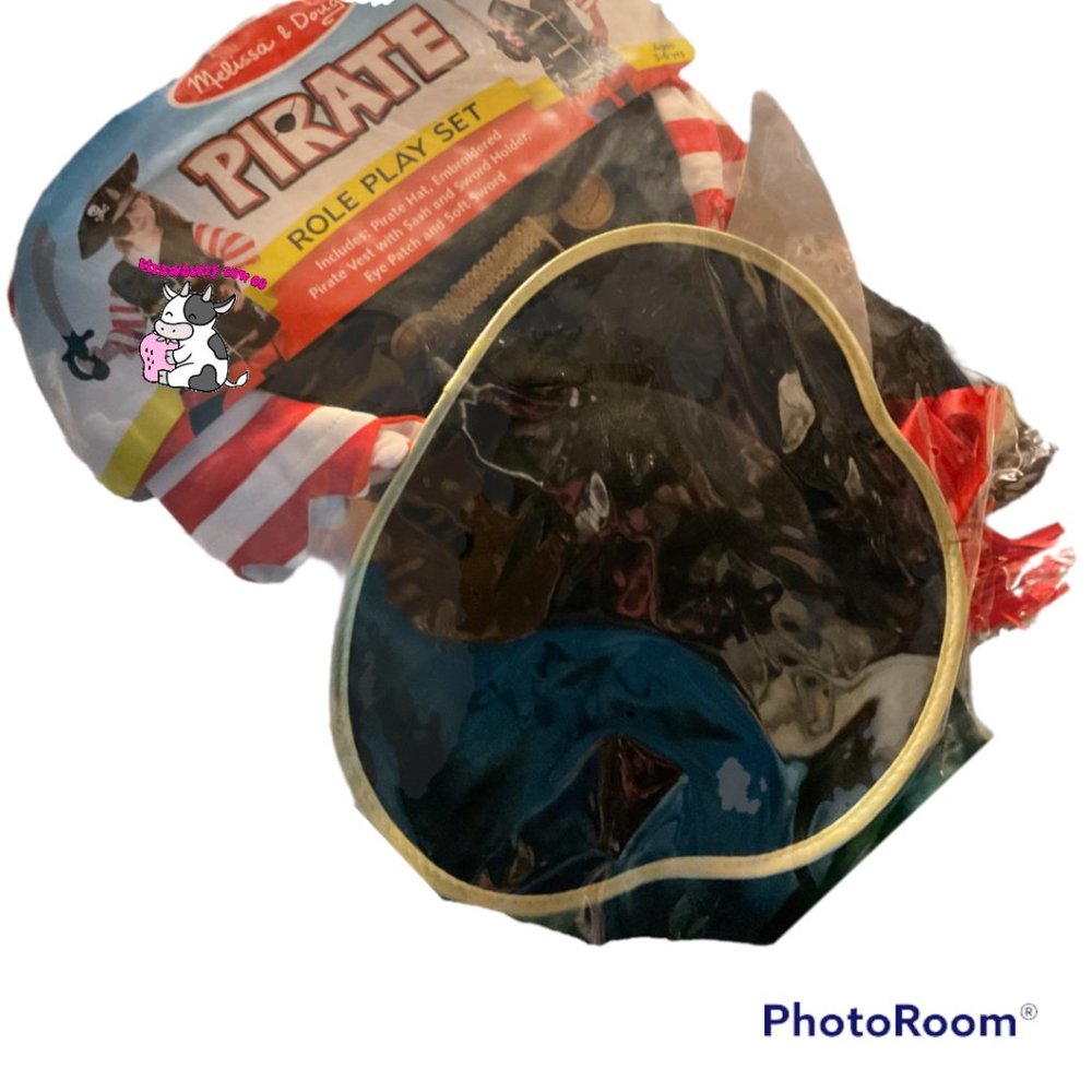 Girls or Boys Melissa & Doug Pirate Role Play Halloween Costume Set Dress Up